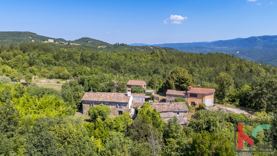 ISTRA, BOLJUN, WIR VERKAUFEN EIN DORF AN EINER FANTASTISCHEN LAGE MIT SCHÖNEM AUSBLICK #VERKAUF