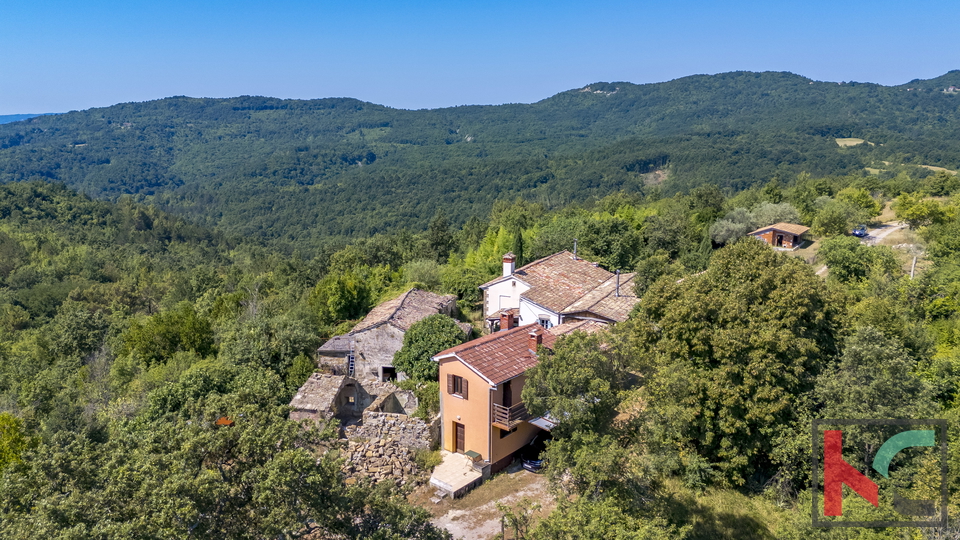 ISTRA, BOLJUN, WIR VERKAUFEN EIN DORF AN EINER FANTASTISCHEN LAGE MIT SCHÖNEM AUSBLICK #VERKAUF