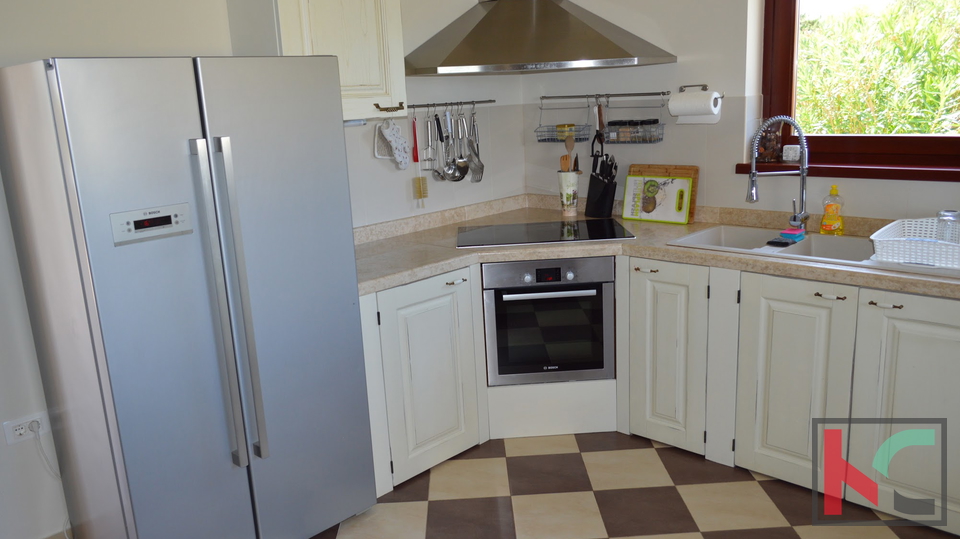 Haus&comma; 400 m2&comma; Verkauf&comma; Svetvin&ccaron;enat - Jur&scaron;i&cacute;i