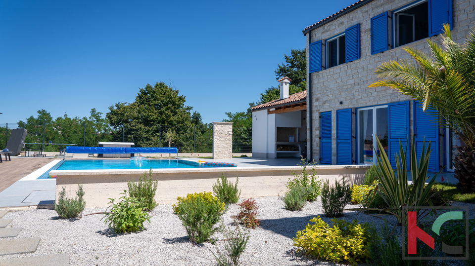 PORE&Ccaron;&comma; PREKRASNA MODERNA VILA SA BAZENOM&comma; JACUZZIJEM&comma; SAUNOM I VELIKOM OKU&Cacute;NICOM I TERASOM &num;PRODAJA