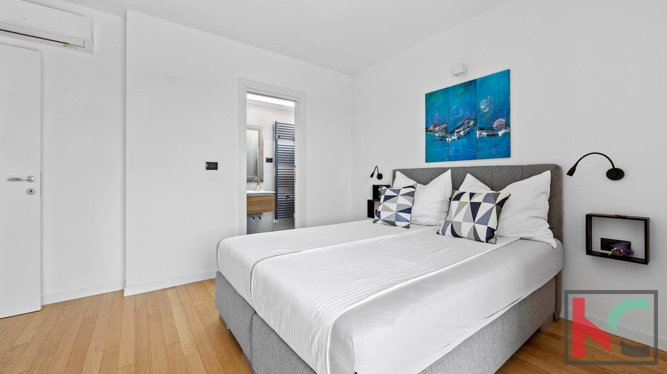 LIŽNJAN, KUĆA SA BAZENOM I POGLEDOM NA MORE#PRODAJA