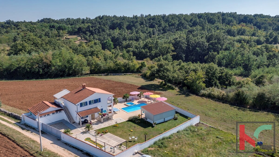 Hi&scaron;a&comma; 200 m2&comma; Prodaja&comma; &Zcaron;minj