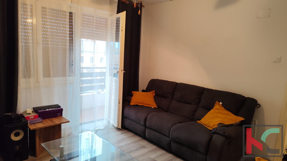 PULA&comma; VIDIKOVAC&comma; LIJEPI DVOSOBNI STAN NA PO&Zcaron;ELJNOJ LOKACIJI &num;PRODAJA