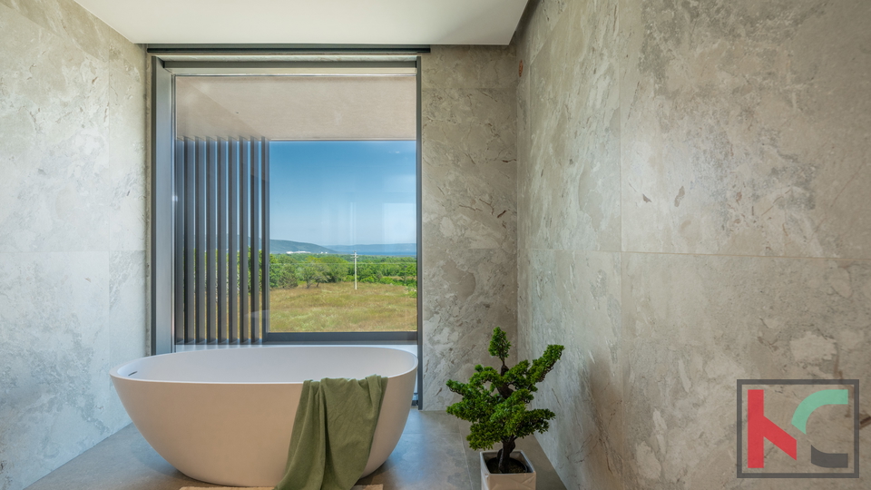 ISTRA&comma; MODERNA VILA S POGLEDOM NA MORE&comma; &num;PRODAJA