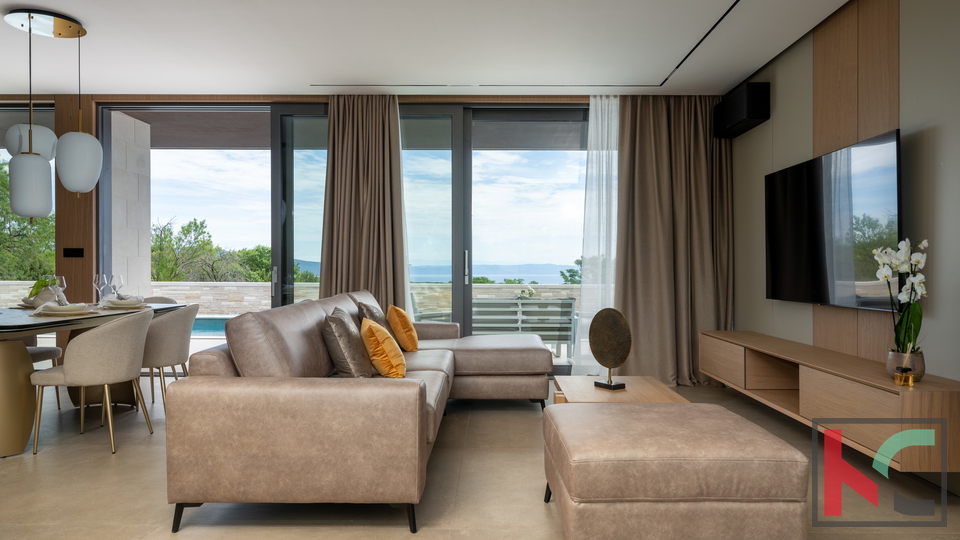 ISTRA&comma; MODERNA VILA S POGLEDOM NA MORE&comma; &num;PRODAJA