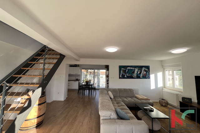 POREČ, DREIZIMMERWOHNUNG 126 m2 #VERKAUF