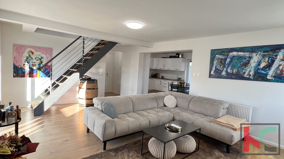 POREČ, TROSOBAN STAN 126 m2 #PRODAJA