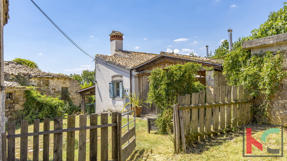 ISTRA, BOLJUN, WIR VERKAUFEN EIN DORF AN EINER FANTASTISCHEN LAGE MIT SCHÖNEM AUSBLICK #VERKAUF