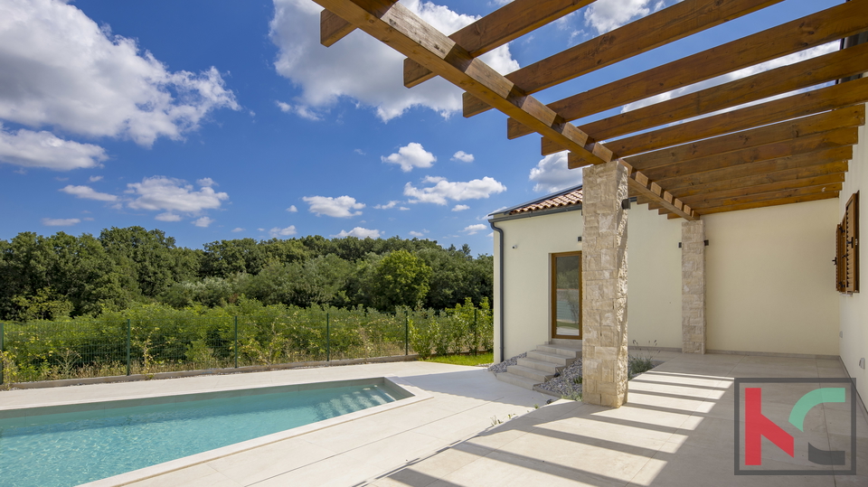 LUKSUZNA VILA, 200m2,TINJAN, #PRODAJA