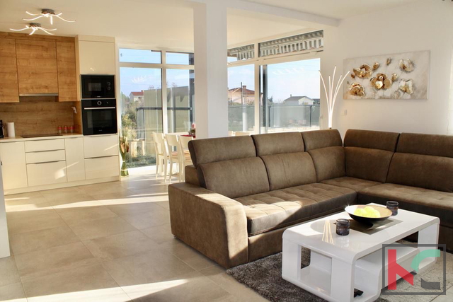 Apartment, 90 m2, For Sale, Medulin