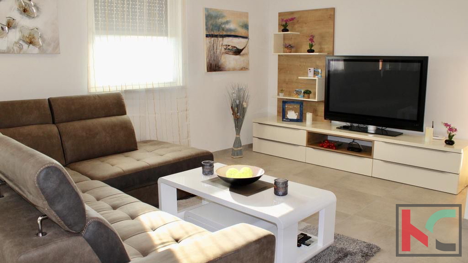 Apartment, 90 m2, For Sale, Medulin