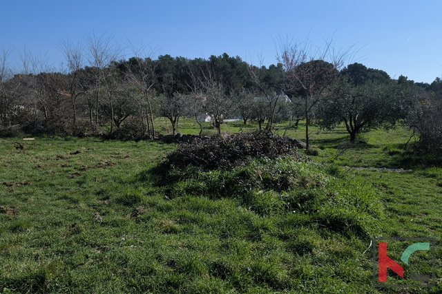 BANJOLE, ZEMLJIŠTE 597 M2 SA DOZVOLOM ZA GRADNJU #PRODAJA