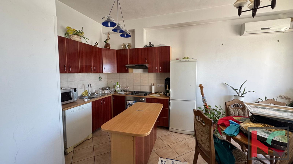 Wohnung, 77 m2, Verkauf, Pula - Veli vrh