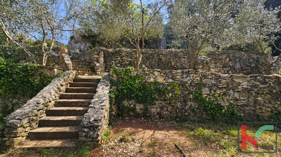 Hiša, 199 m2, Prodaja, Medulin - Vintijan