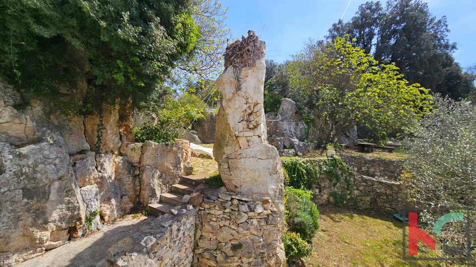 Hiša, 199 m2, Prodaja, Medulin - Vintijan