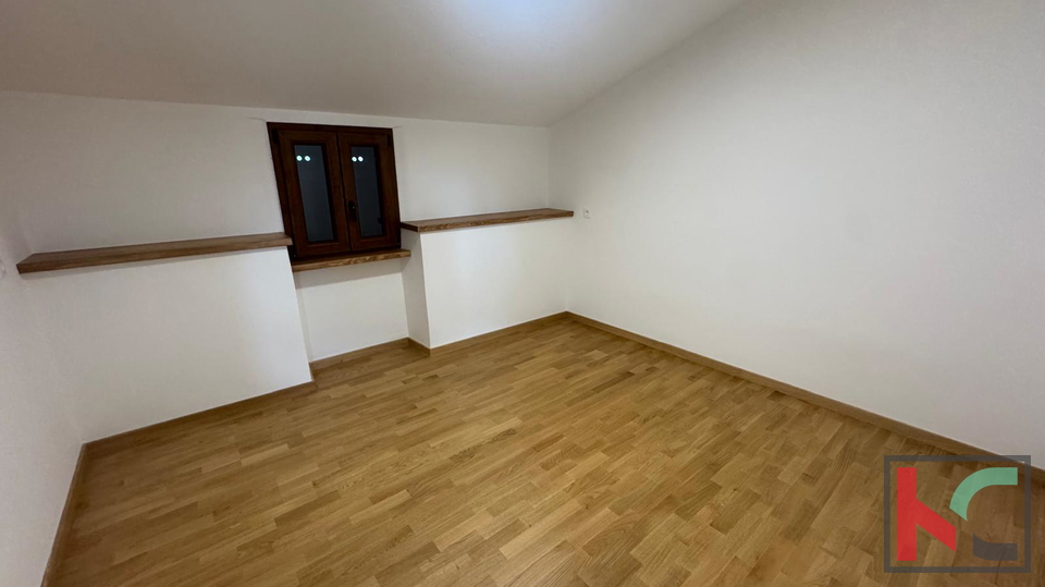 ISTRA, MANJADVORCI, REKONSTRUIRANA KUĆA SA BAZENOM, #PRODAJA