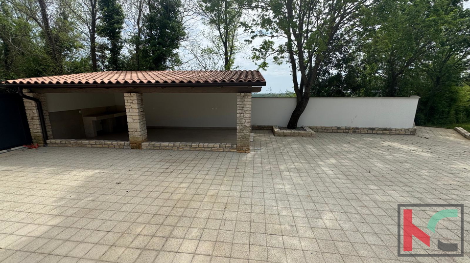 ISTRA, MANJADVORCI, REKONSTRUIRANA KUĆA SA BAZENOM, #PRODAJA