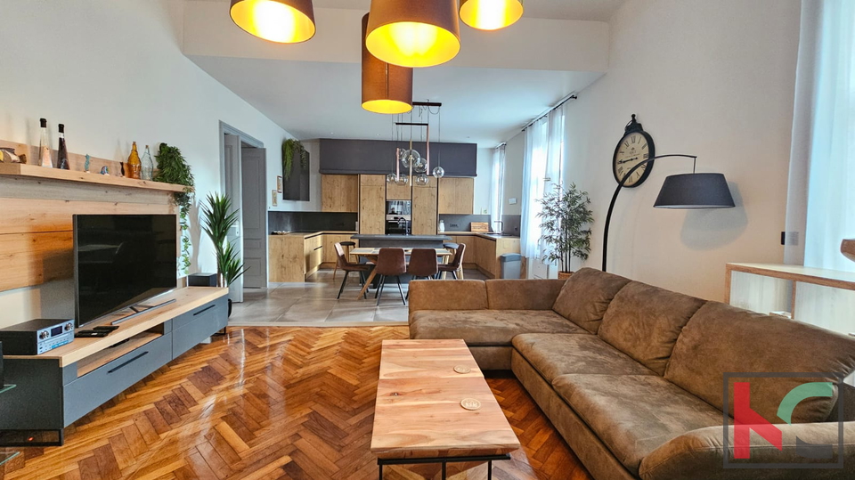 ISTRA, PULA, ČETVEROSOBAN STAN U CENTRU GRADA 135,37M2 #PRODAJA