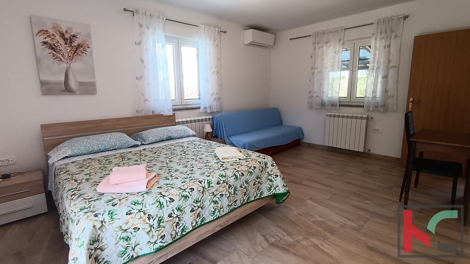 ROVINJ, MODERNA KUĆA S BAZENOM I MASLINIKOM, BLIZINA MORA, #PRODAJA