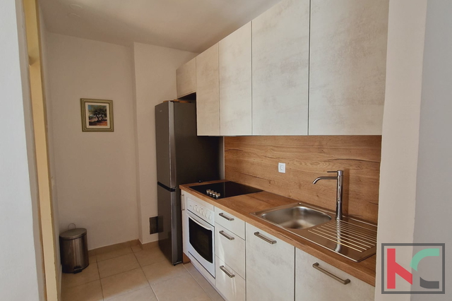 Parenzo, bilocale, 200m dal mare, 39m2, 1 SS + DB, #vendita