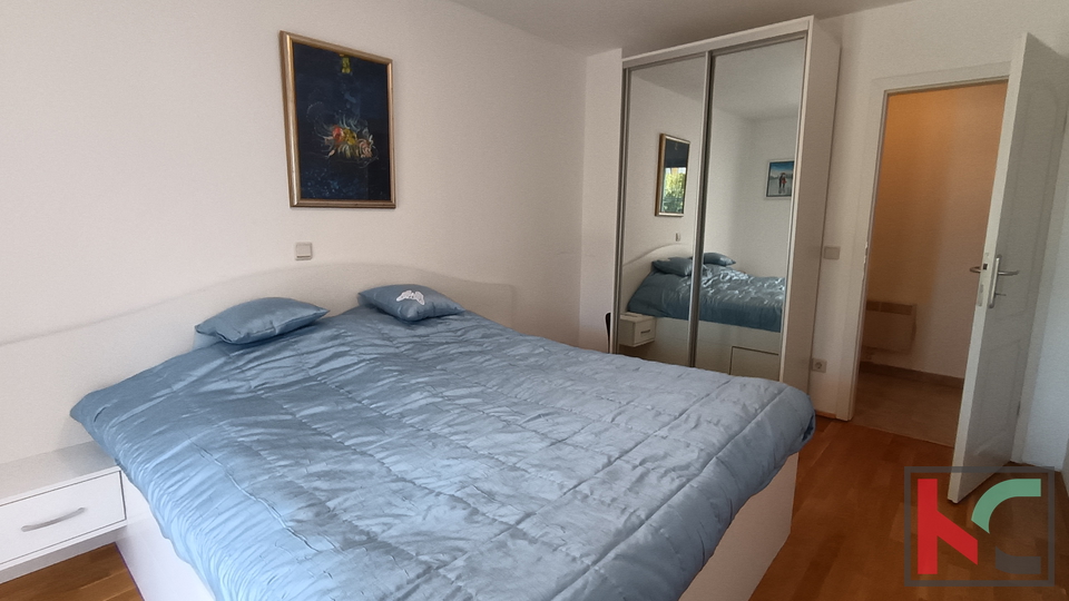 ISTRA, POREČ, STAN S 2 SPAVAĆE SOBE I PRIVATNIM BAZENOM, #PRODAJA