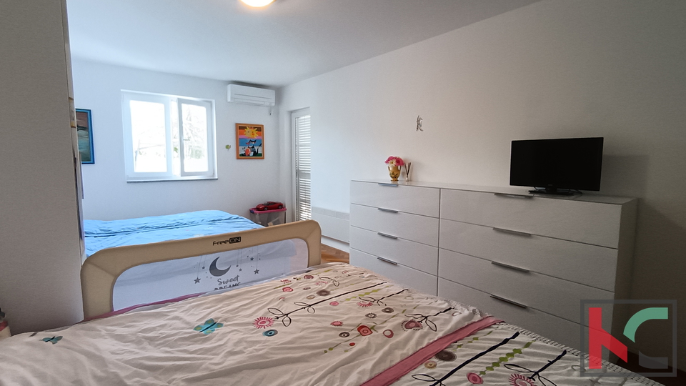 ISTRA, POREČ, STAN S 2 SPAVAĆE SOBE I PRIVATNIM BAZENOM, #PRODAJA