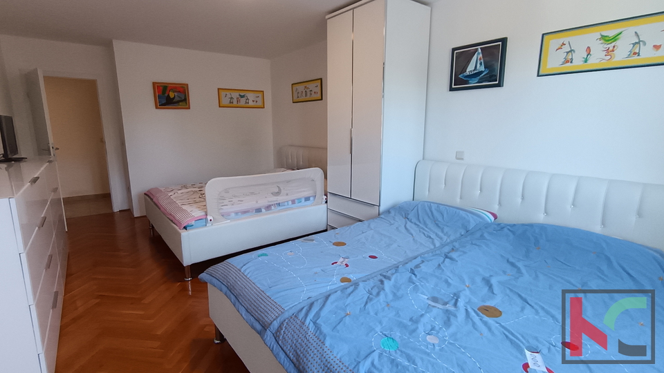 ISTRA, POREČ, STAN S 2 SPAVAĆE SOBE I PRIVATNIM BAZENOM, #PRODAJA