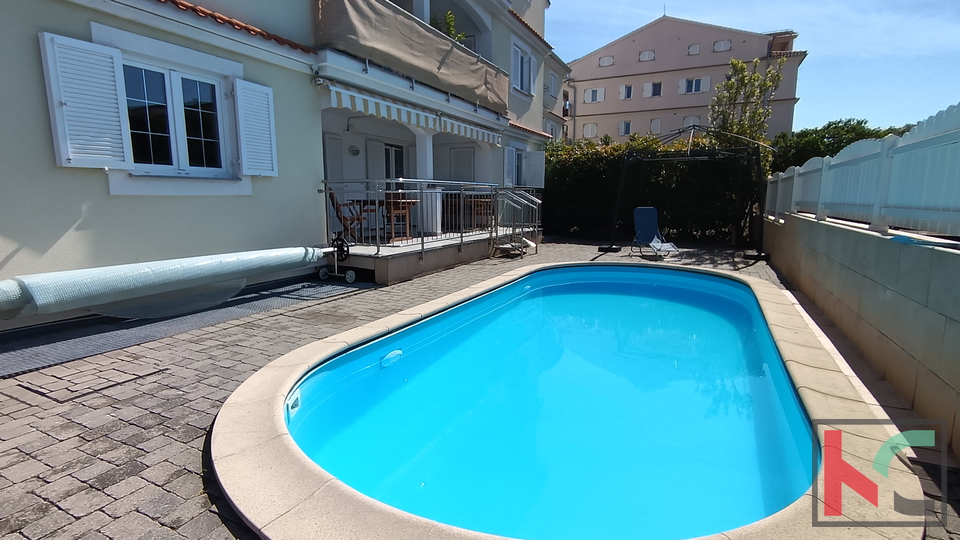 ISTRA, POREČ, STAN S 2 SPAVAĆE SOBE I PRIVATNIM BAZENOM, #PRODAJA
