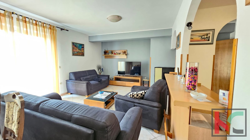 PULA, VALDEBEK, STAN SA VRTOM I GARAŽOM #PRODAJA