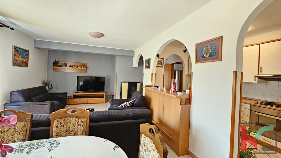 PULA, VALDEBEK, STAN SA VRTOM I GARAŽOM #PRODAJA