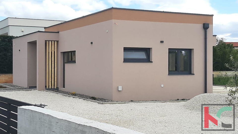 SVETVINČENAT, ŠTOKOVCI, PRIZEMNA KUĆA SA BAZENOM 102m2#PRODAJA