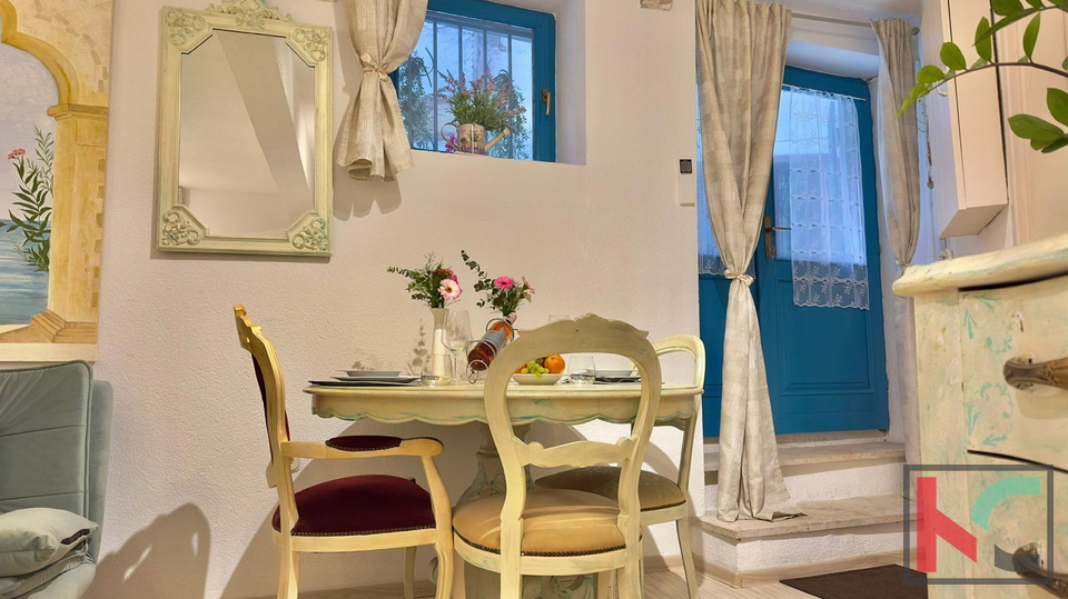 ROVINJ, CENTAR,  SAVRŠEN STAN ZA NAJAM  #PRODAJA
