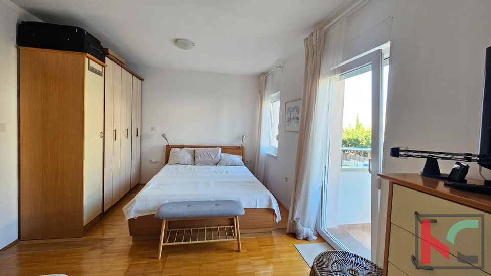 PREMANTURA, STAN SA POGLEDOM NA MORE I DVA BALKONA #PRODAJA