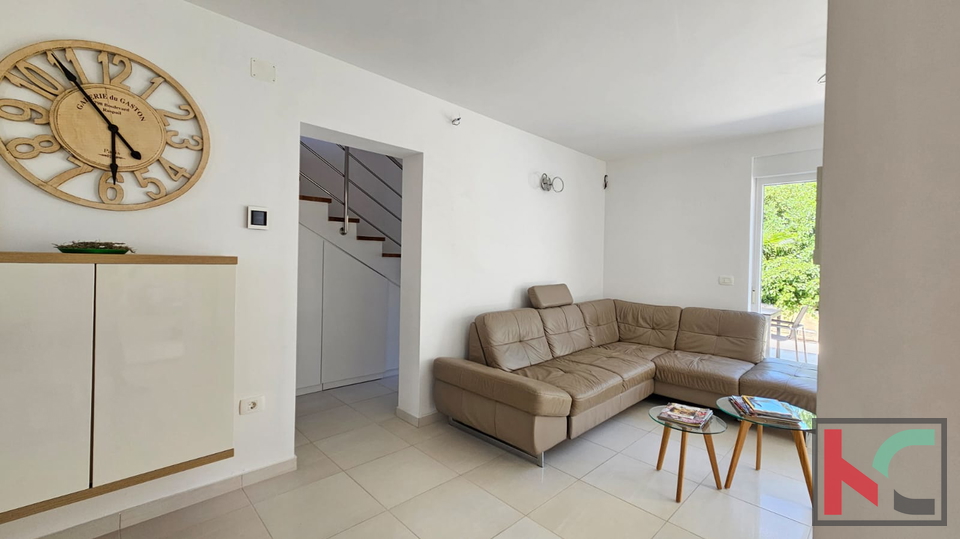 KUĆA NA TRI ETAŽE PREMANTURA, POGLED MORE 130M2 #PRODAJA