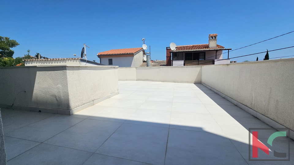 KUĆA NA TRI ETAŽE PREMANTURA, POGLED MORE 130M2 #PRODAJA