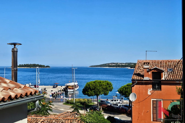 ROVINJ, KUĆA SA POGLEDOM NA MORE #PRODAJA