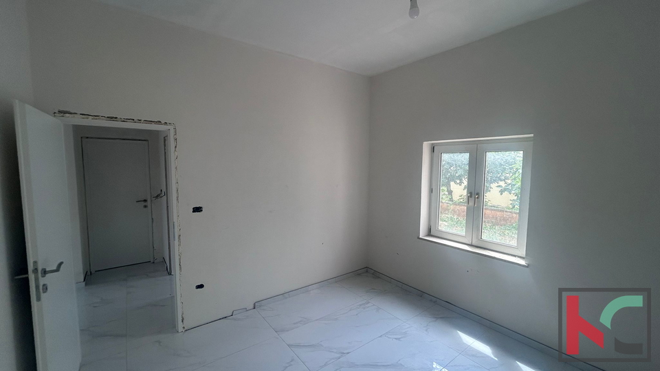 ISTRA, POREČ, STAN U PRIZEMLJU SA VEĆOM OKUĆNICOM, 2SS+DB, #PRODAJA