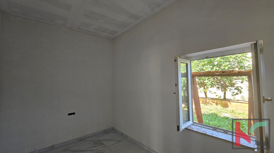 ISTRA, POREČ, STAN U PRIZEMLJU SA VEĆOM OKUĆNICOM, 2SS+DB, #PRODAJA