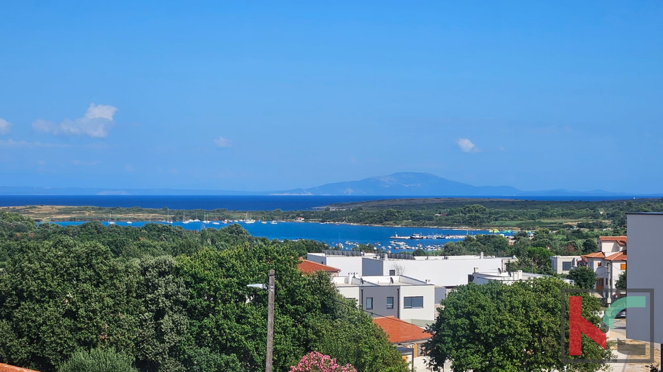 LIŽNJAN, KUĆA SA BAZENOM I POGLEDOM NA MORE#PRODAJA