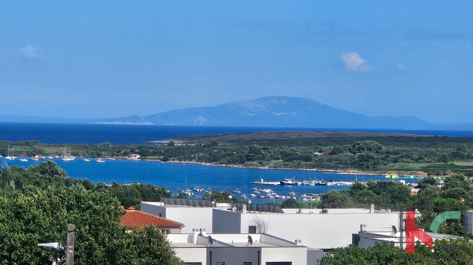 LIŽNJAN, KUĆA SA BAZENOM I POGLEDOM NA MORE#PRODAJA