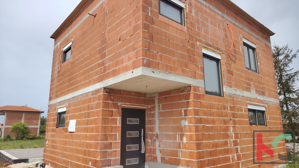 ISTRA&comma; KANFANAR&comma; ROH BAU KU&Cacute;A &num;PRODAJA