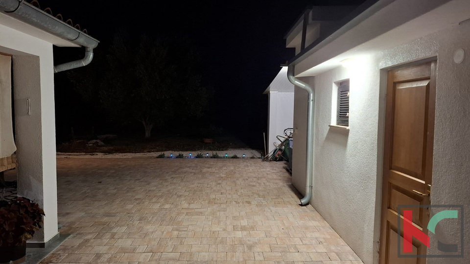 &Scaron;i&scaron;an&comma; samostojna hi&scaron;a 101 m2 na povr&scaron;ini 1104 m2&comma; mirna lokacija&comma; dobra nalo&zcaron;ba &num;prodaja