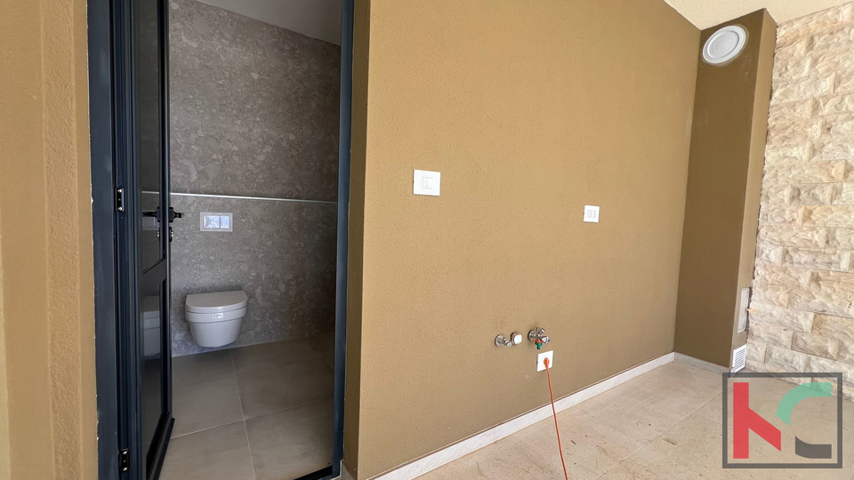 ISTRA, ŽMINJ, MODERNA PRIZEMNICA S BAZENOM #PRODAJA