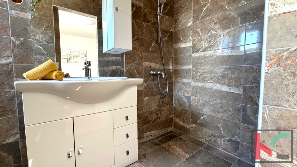 ISTRA&comma; PULA&comma; VALDEBEK&comma; STAN&comma; MIRNA LOKACIJA &num;PRODAJA