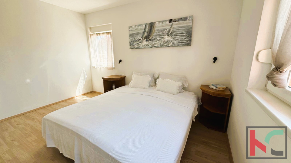 ISTRA&comma; PULA&comma; VALDEBEK&comma; STAN&comma; MIRNA LOKACIJA &num;PRODAJA