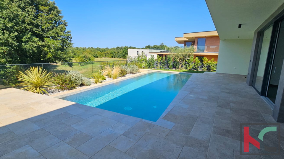 Hi&scaron;a&comma; 162 m2&comma; Prodaja&comma; Svetvin&ccaron;enat