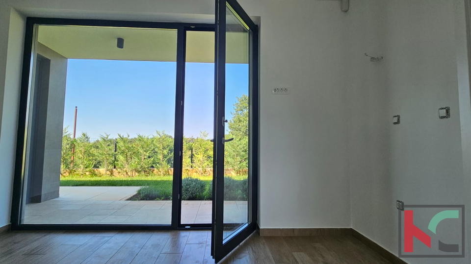 Hi&scaron;a&comma; 162 m2&comma; Prodaja&comma; Svetvin&ccaron;enat