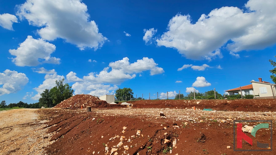 Zemlji&scaron;&ccaron;e&comma; 3016 m2&comma; Prodaja&comma; Barban