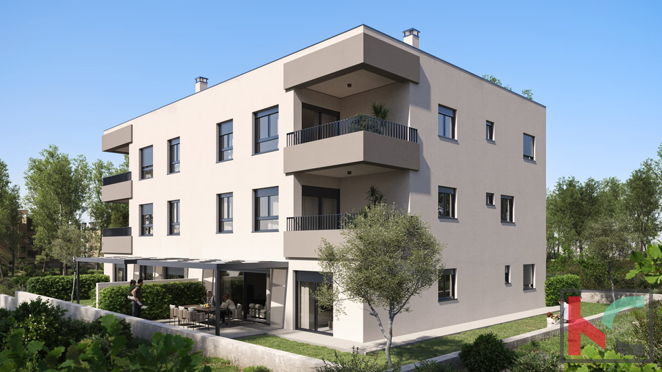 PULA&comma; TROSOBAN STAN&comma; 2 KAT&comma; &num;PRODAJA