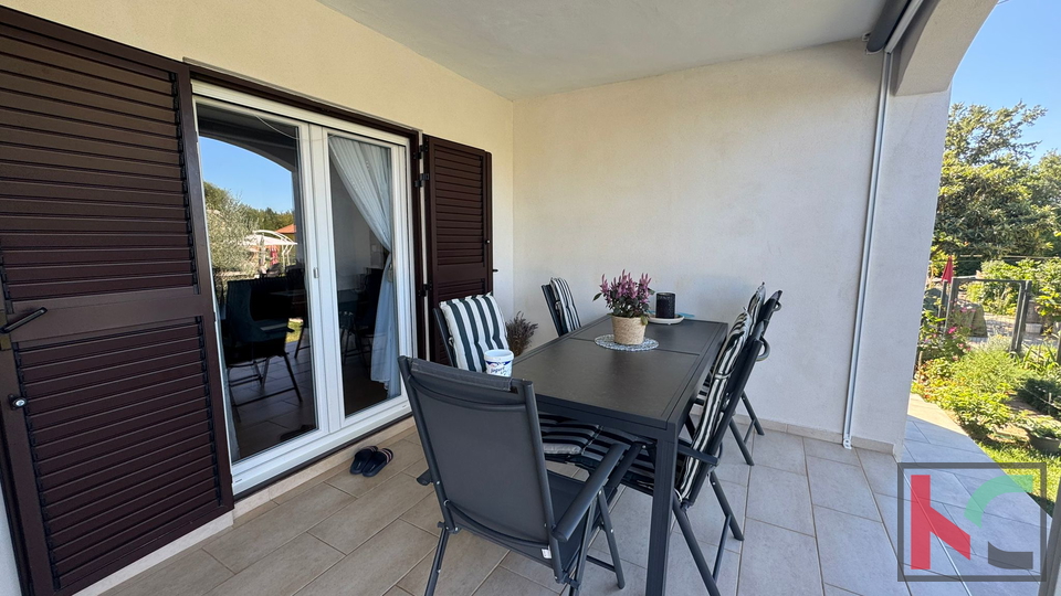 ISTRA, NOVA VAS, KUĆA SA 5  STAMBENIH JEDINICA I BAZENOM #PRODAJA